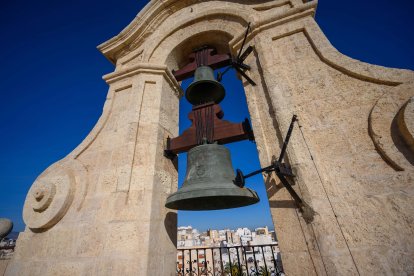 Espadaña de la torre de la Catedral de Almería. 