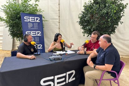 Los Hermanos Mayores de las Hermandades del Paso Negro el Paso Morao y la Borriquita.