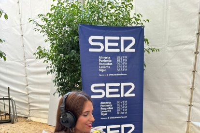 Patricia Martínez como representante de Cruz Roja, los pregoneros de la Feria.