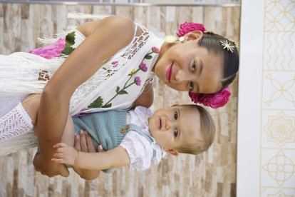 Mayra Martínez Amantes y Antonio Martínez Modesto han protagonizado la foto más dulce patrocinada por Horno de Martín.