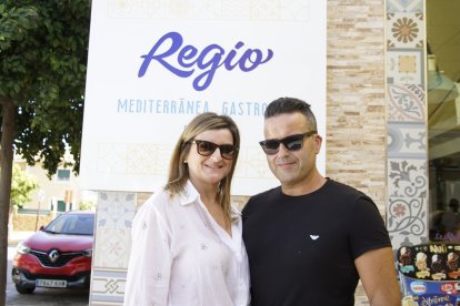 Ginés Rodrigo y María José Aznar .