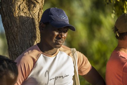 Mayores, pequeños, migrantes, vecinos y religiosos participaron en la marcha.