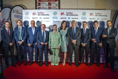 Ricardo Céspedes, Francis Rubí, José González, Jerónimo Parra, María del Mar Peláez, Carmen González, Juan Fernández, Jesús Aranda, Antonio Martínez y Antonio González.