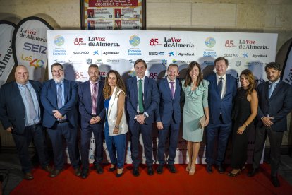 Manuel Rus, Leonardo Soler, Raúl Rueda, Mariví Navarro, Francis Rubí, Joaquín Guirado, Carmen González, María José Gázquez y Alberto Heras.