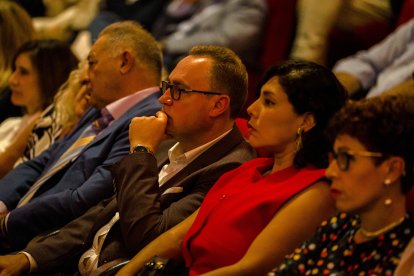 Público de los premios celebrados en el Teatro Cervantes.