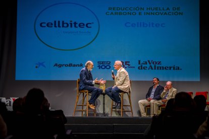 Jacinto Castillo entrevista a Francisco Bermúdez.