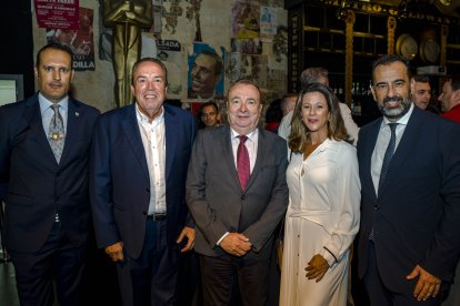 Alfonso Casero, de La Desértica; Juan Carrillo, CEO del Grupo Nexxa; Pedro M. de la Cruz, director de LA VOZ y Manuela Esteban.