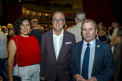 Leticia Ramos, Rodrigo González y Jerónimo Parra, presidente de la Cámara de Comercio de Almería.