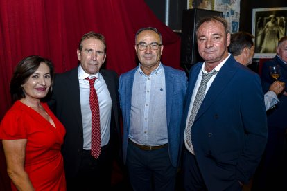 Puri Cortés; Enrique Garrido, de Godoy Hortalizas, Juan Tomás y Felipe Godoy.