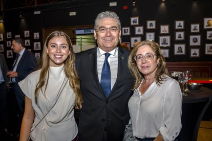 Carmen Palmero, Antonio Palmero y Carmen Barbero.