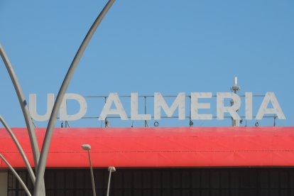Tras Power Horse, la UD Almería da nombre a su recinto.