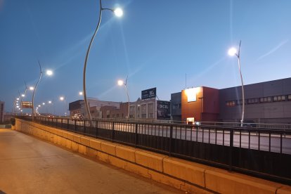 Desde Alhama de Almería cada día llegan productos recién salidos del horno.