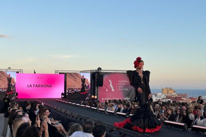 Desfile de la diseñadora La Faraona.