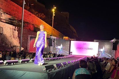 Desfile de la diseñadora Lyubasha Kyleshko.