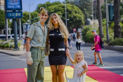 Imágenes de la I Carrera Solidaria de la Guardia Civil celebrada este domingo en Almería.
