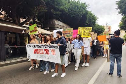 Estudiantes exigen la publicación inmediata del nuevo modelo de examen de la PAU.