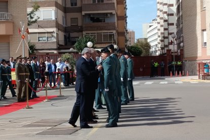Entrega de la Cruz al Mérito de la Guardia Civil con distintivo blanco a una veintena de efectivos
