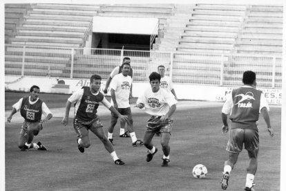 La ropa de entrenamiento también estaba serigrafiada con Almerimar.