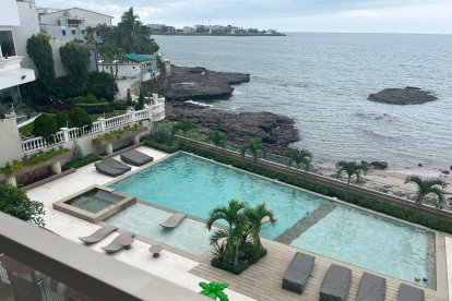 Premio Internacional América Latina, Villa Privada Del Arquitecto Antonio Lardino.