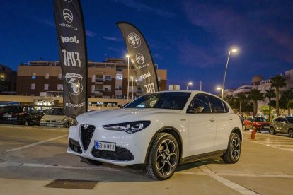 Alfa Romeo en exposición durante la gala de los Premios Poniente.