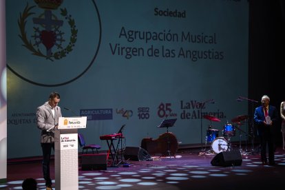José Manuel Calvache durante su discurso por el premio a la categoría de Sociedad.