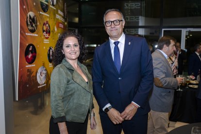 Rosi Baeza, concejal de Félix, y Baldomero Martínez, alcalde de Fénix.
