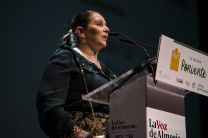 Patricia Escobar durante su discurso de agradecimiento.