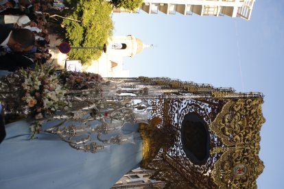 Procesión extraordinaria de Los Ángeles por las calles de Almería.