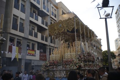 Procesión extraordinaria de Los Ángeles por las calles de Almería.