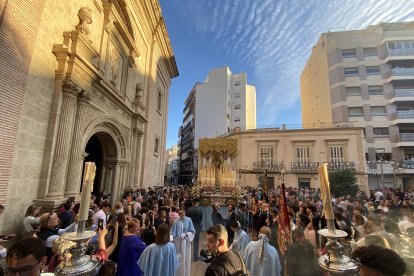 Procesión extraordinaria de Los Ángeles por las calles de Almería.