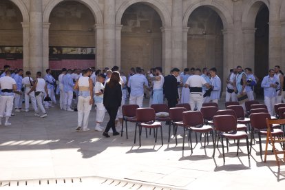 Procesión extraordinaria de Los Ángeles por las calles de Almería.