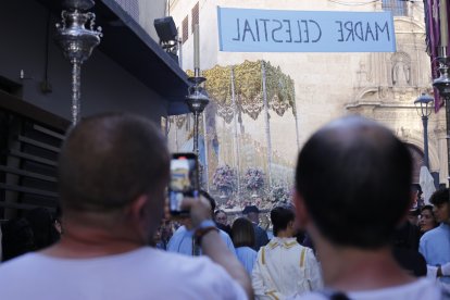 Procesión extraordinaria de Los Ángeles por las calles de Almería.