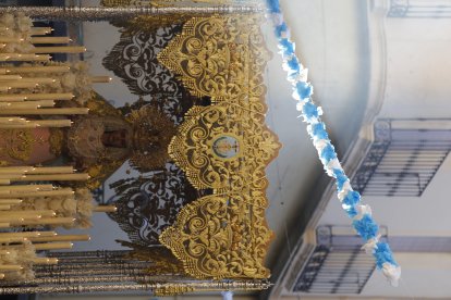 Procesión extraordinaria de Los Ángeles por las calles de Almería.