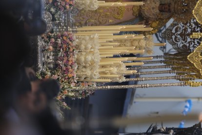 Procesión extraordinaria de Los Ángeles por las calles de Almería.