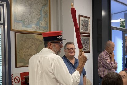 Banderín de salida, utilizado en una de las actividades organizadas para los colegios.