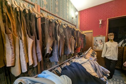 La ropa Western es la estrella de su colección.