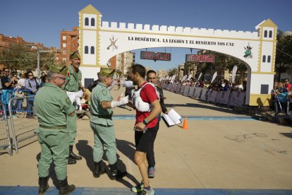 La llegada a Roquetas de Mar de los ganadores de La Desértica 2024.
