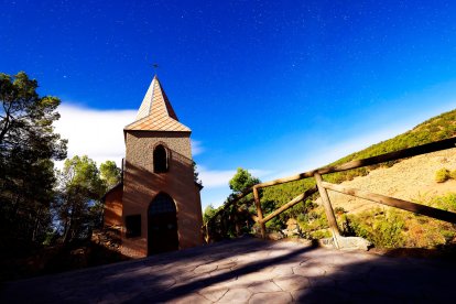 CATEGORÍA ADULTOS (desde 19 años) - Tercer Premio D. José Vico Arias.