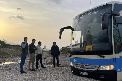 El alcalde de El Ejido evalúa los daños tras el temporal.