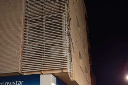 Desperfectos en fachadas, ventanas y persianas en El Ejido.