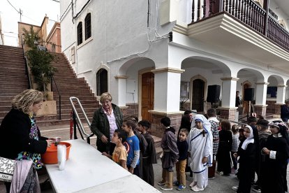 Fiesta de disfraces de Santos en Gádor.