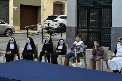 Fiesta de disfraces de Santos en Gádor.