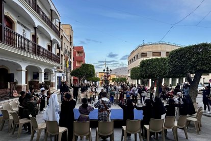 Fiesta de disfraces de Santos en Gádor.