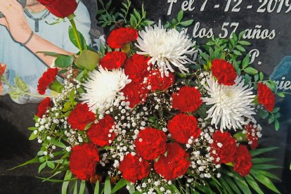 Día de Todos los Santos en el Cementerio de La Cañada.