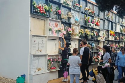 Día de Todos los Santos en el Cementerio de San José y Santa Adela de Almería.