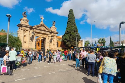 Día de Todos los Santos en el Cementerio de San José y Santa Adela de Almería.