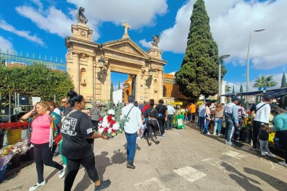 Día de Todos los Santos en el Cementerio de San José y Santa Adela de Almería.