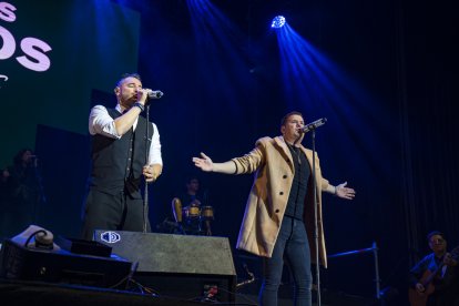 Las mejores imágenes del concierto de Andy y Lucas en la Plaza de Toros.