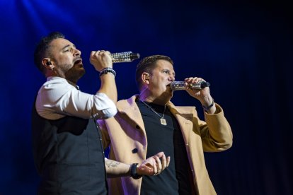Las mejores imágenes del concierto de Andy y Lucas en la Plaza de Toros.