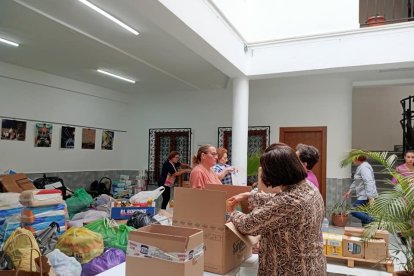 Desde Antas también colaboran con los vecinos afectados por la DANA en Valencia.